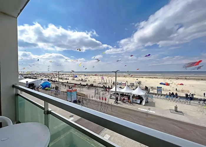 Magnifique T4 Avec Balcon Et Garage A Berck-Plage - Fr-1-646-48
